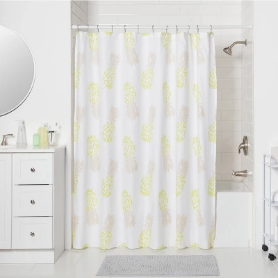 Shower Tension Rod - Room Essentialsā¢