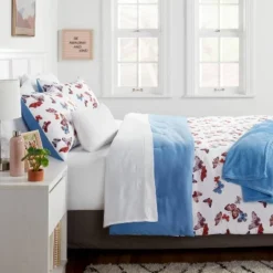 Butterfly Print Microfiber Decorative Bed Set With Throw Blue/Red/White - Room Essentialsā¢